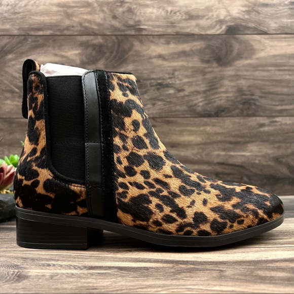 NIB Rockport Larkyn Chelsea Leopard Haircalf Comfort Ankle Boots Bootie - Picture 5 of 12